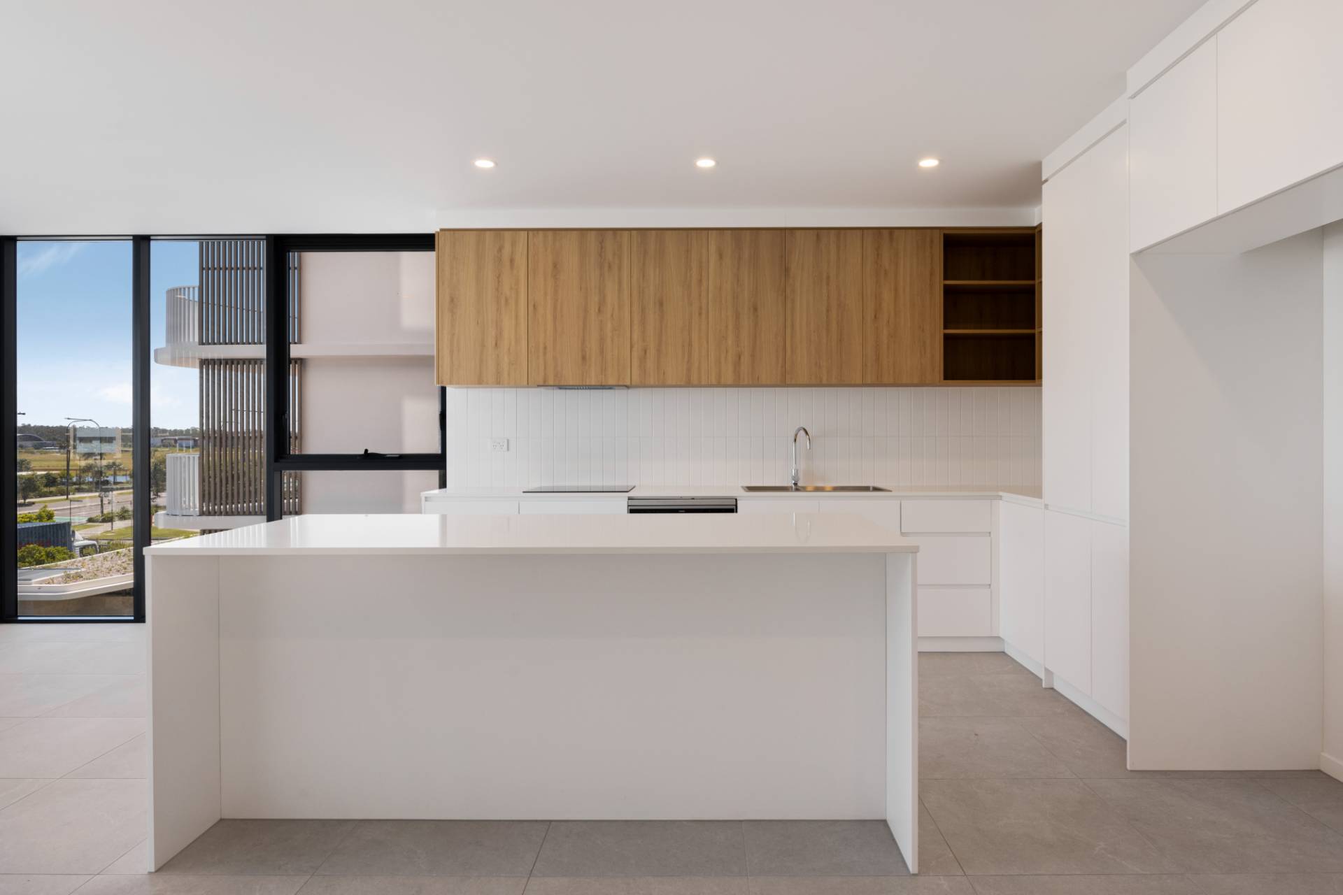 302/11 Waterside Retreat, Birtinya - Thumbnail 6