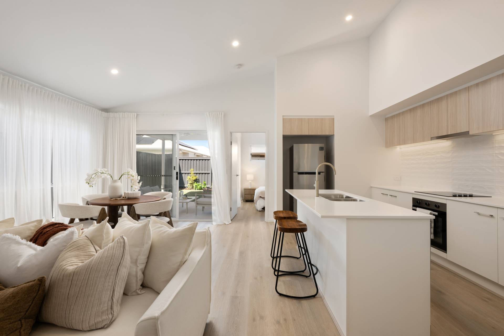 27 Cradle Crescent, Banya - Thumbnail 8
