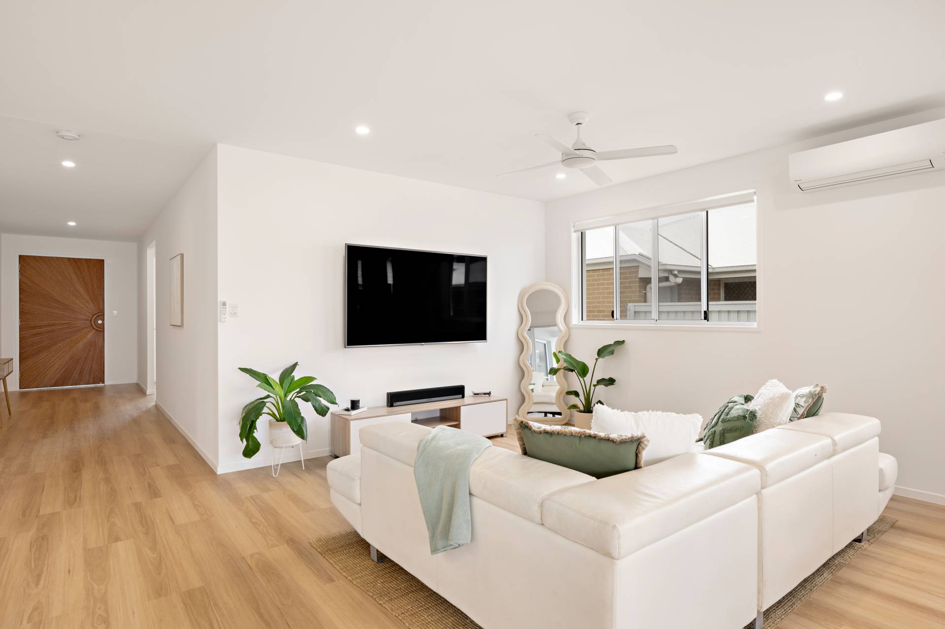 30 Alpine Crescent, Banya - Thumbnail 5