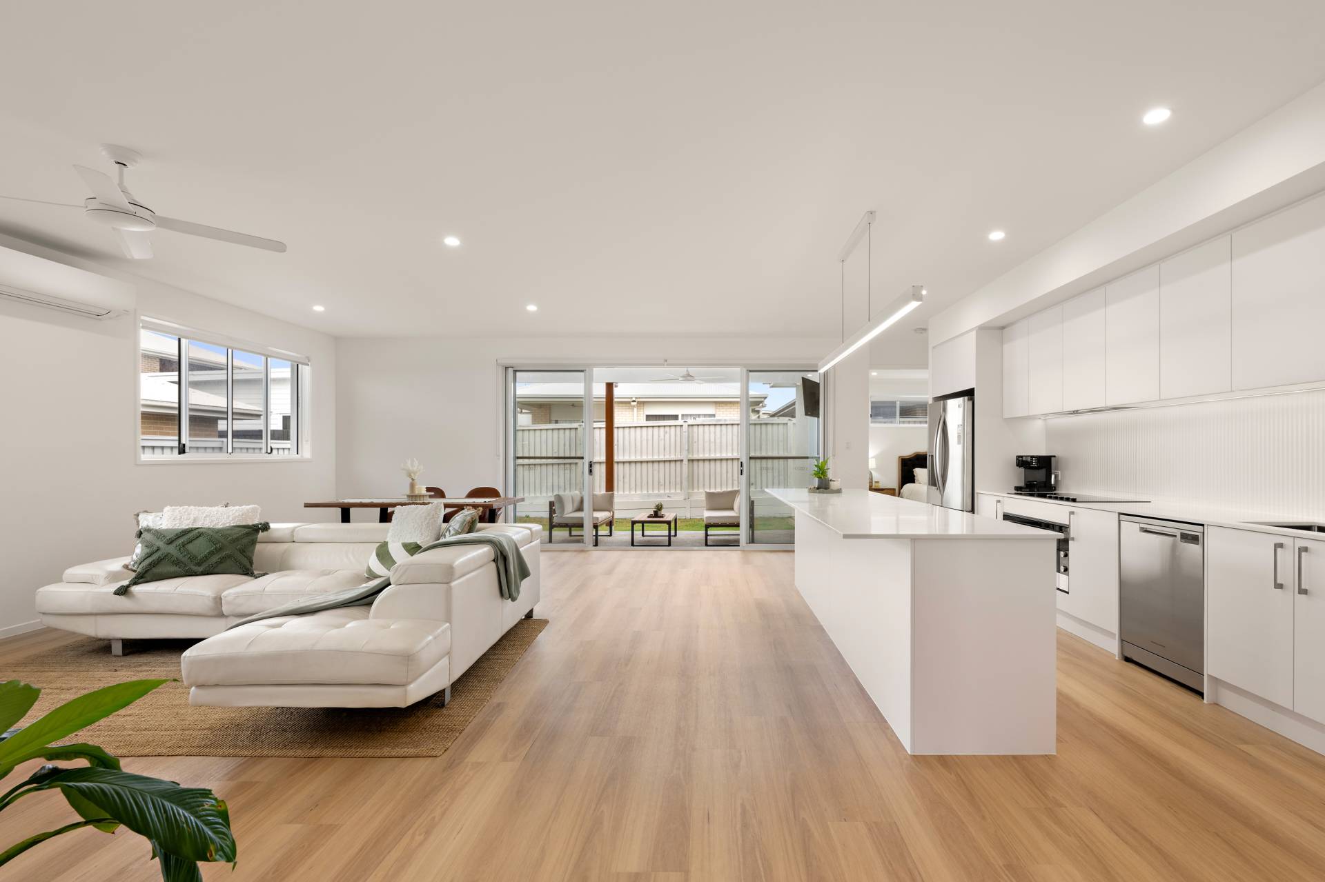 30 Alpine Crescent, Banya - Thumbnail 6