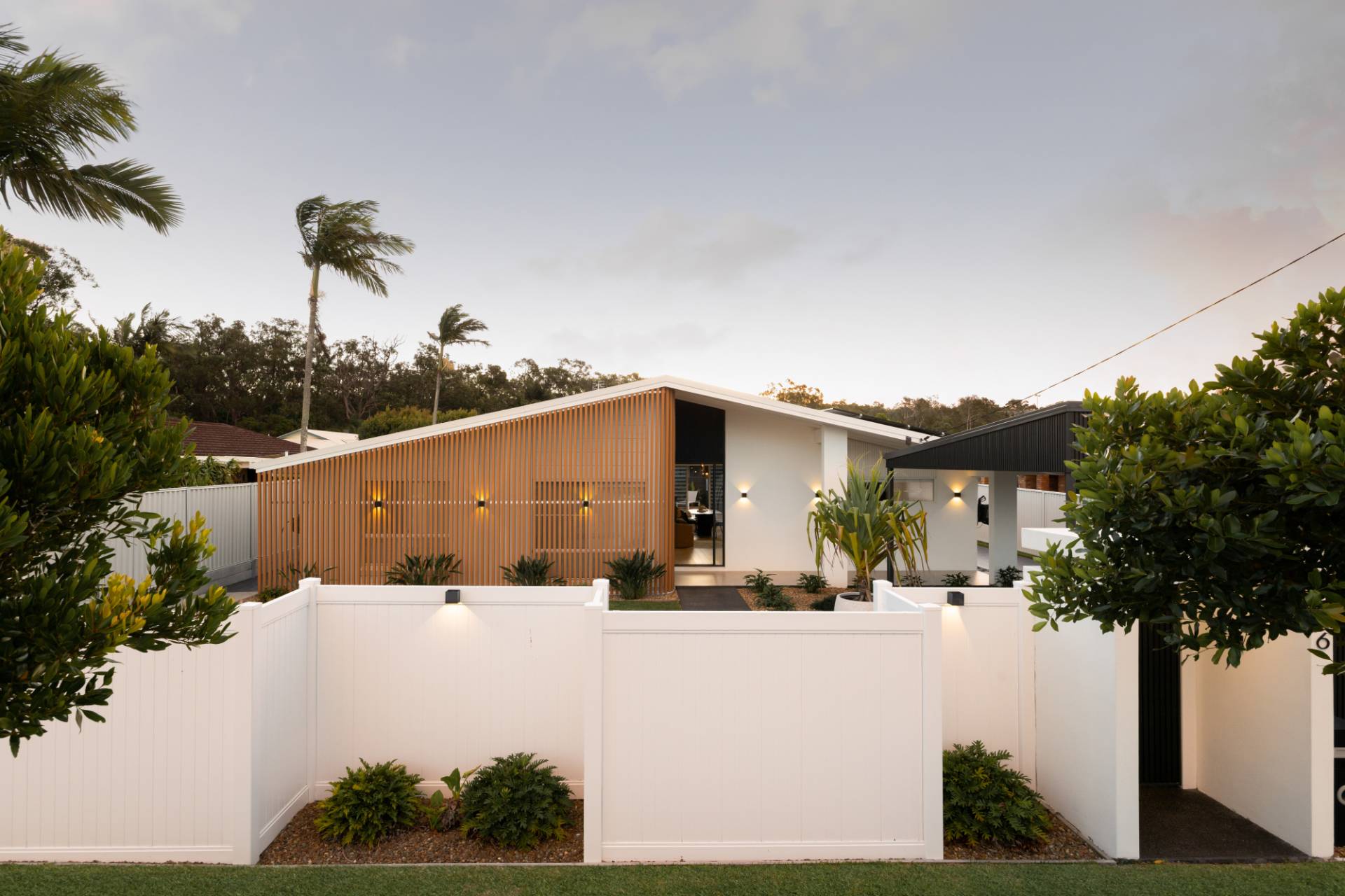 36 Baldwin Street, Golden Beach - Thumbnail 3