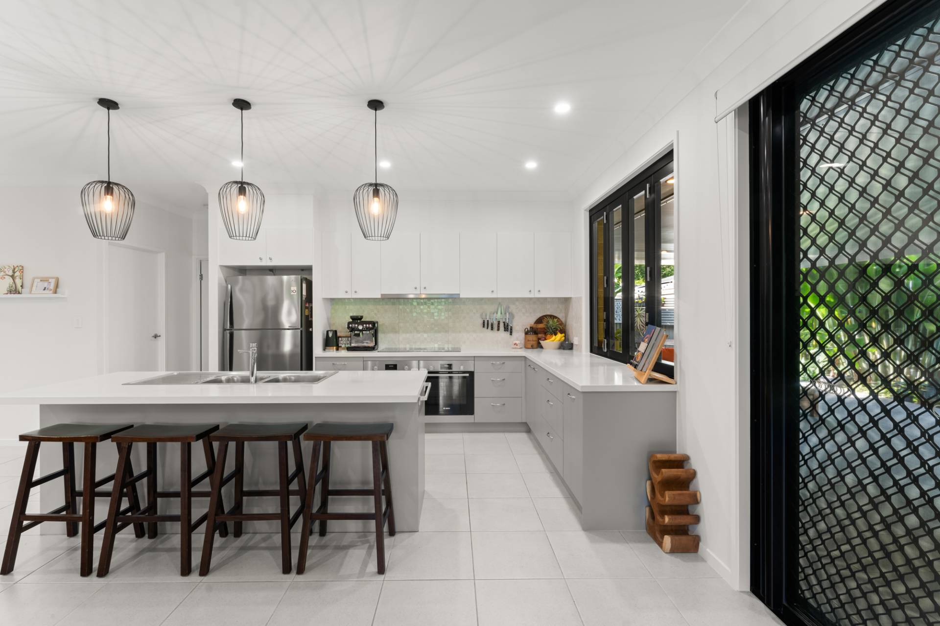 21 Holland Street, Landsborough - Thumbnail 8