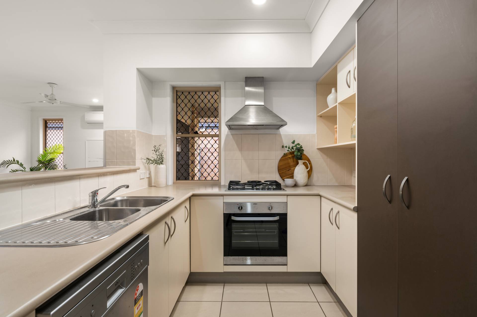 24 Parkland Drive, Pacific Paradise - Thumbnail 7