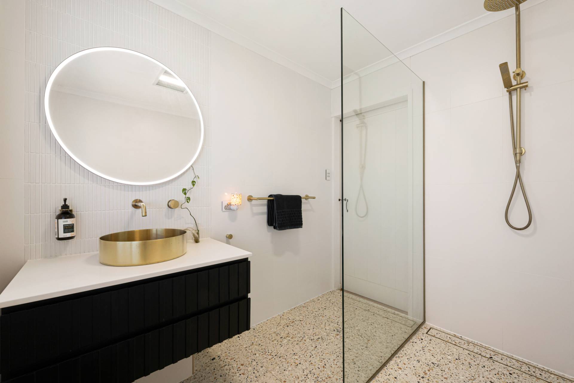 1 Camelia Court, Palmwoods - Thumbnail 8