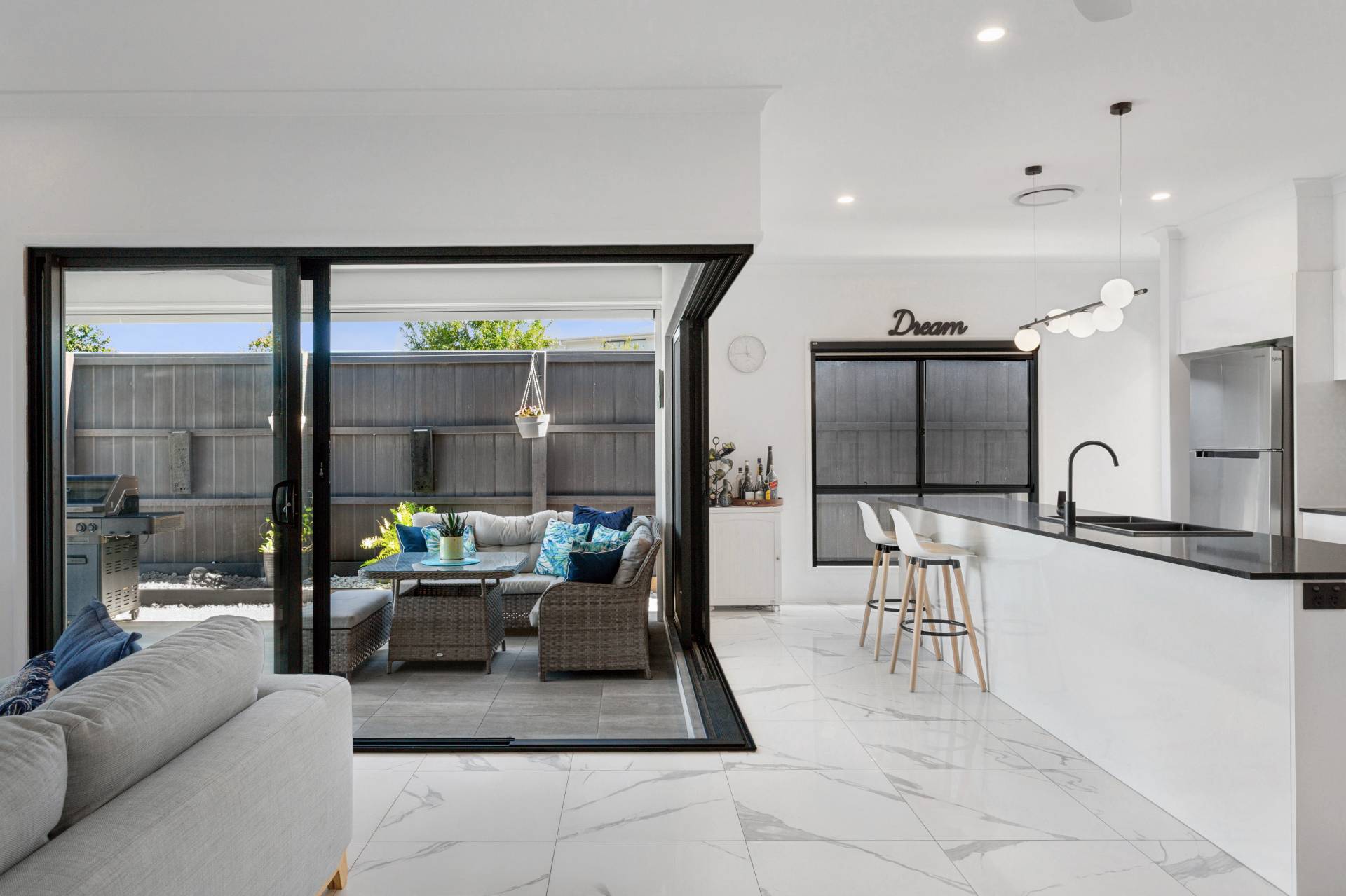 8 Kalbarri Street, Banya - Thumbnail 6