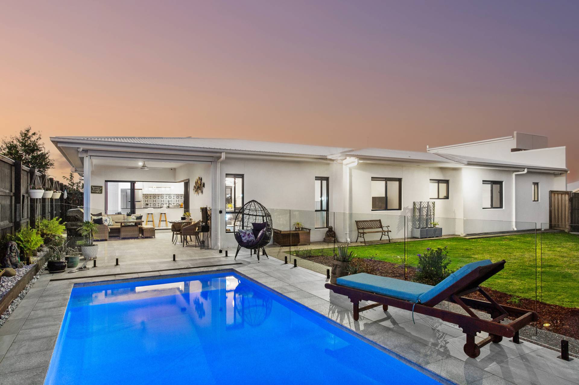 8 Kalbarri Street, Banya - Image 1