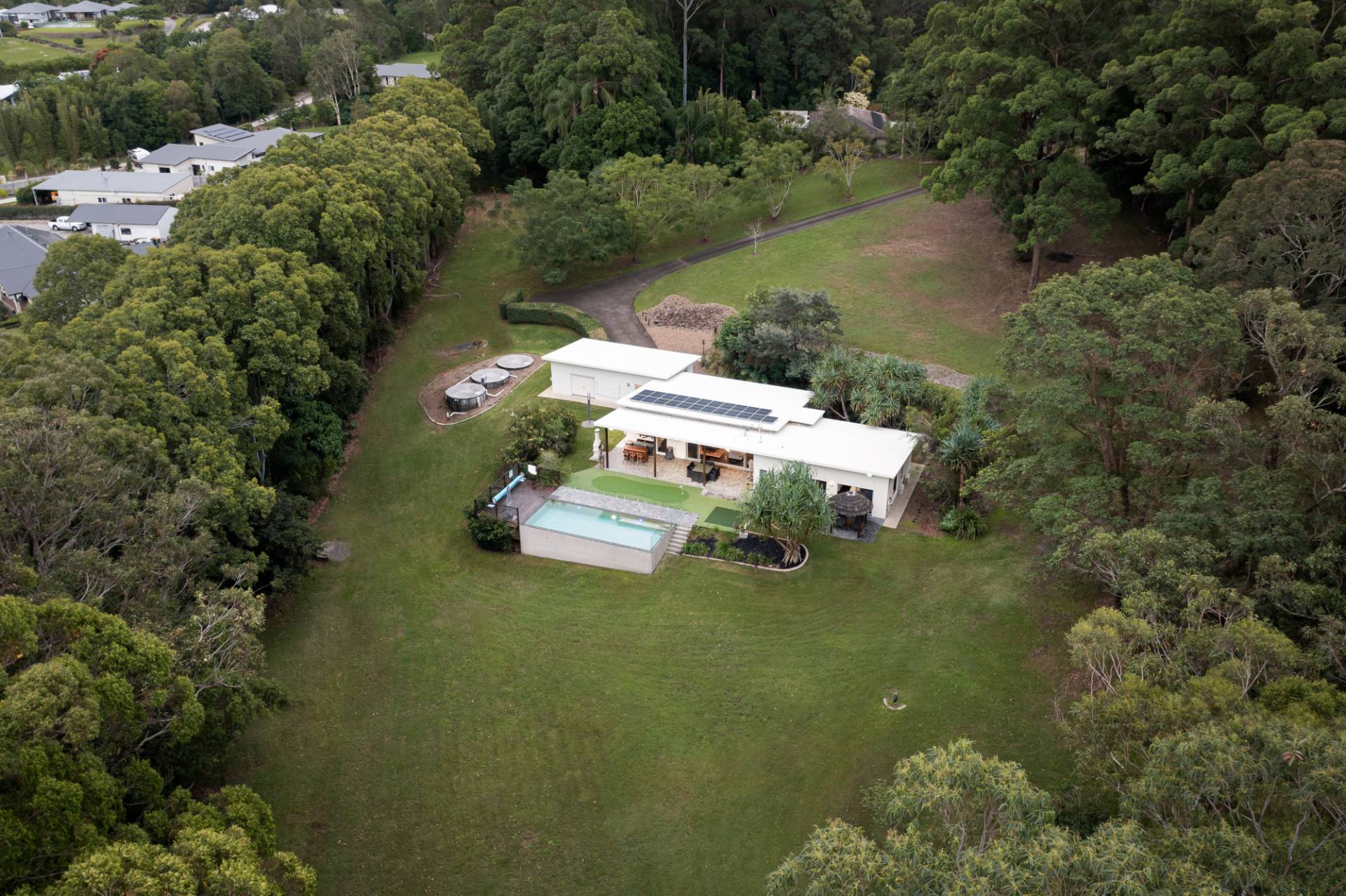 32 Melcar Court, Diddillibah - Thumbnail 2
