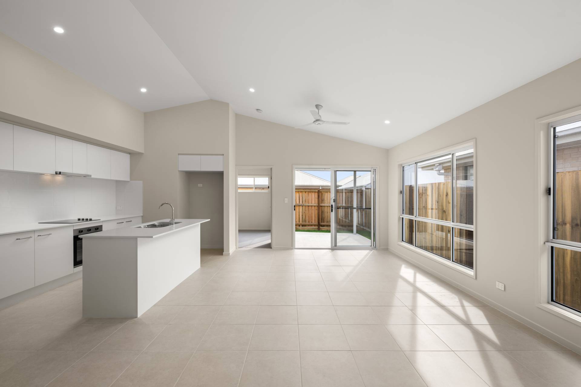 7 Cotton Court, Banya - Thumbnail 3