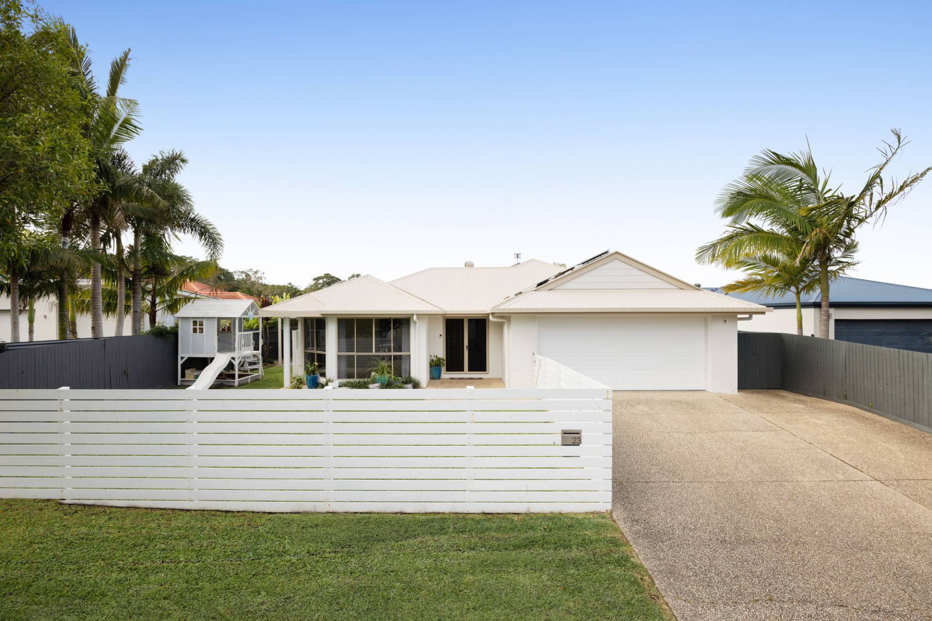 23 Barracuda Court, Mountain Creek - Image 1