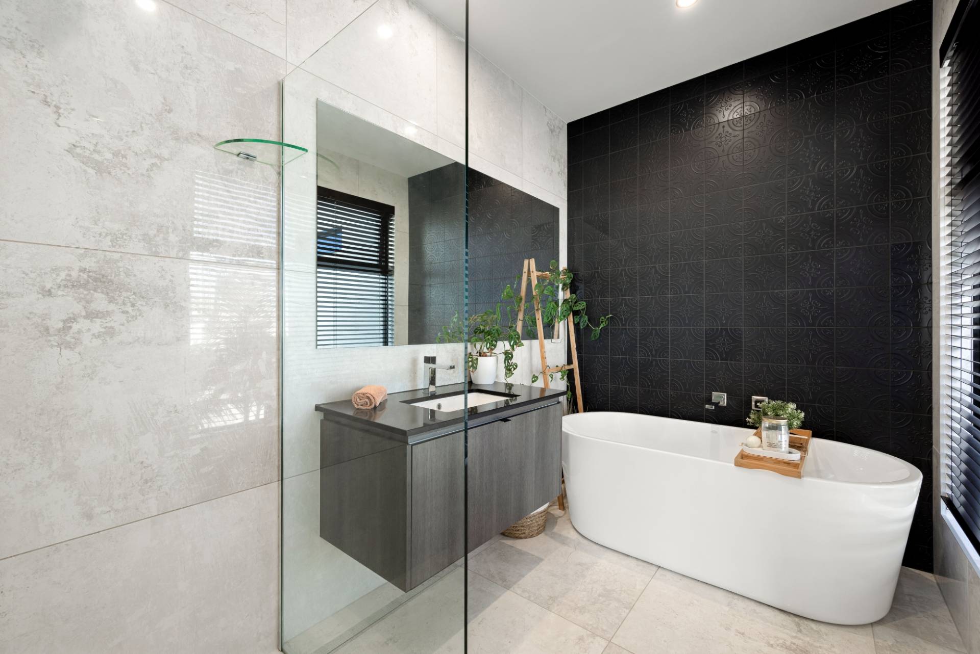 12 Leslie Crescent, Baringa - Thumbnail 6