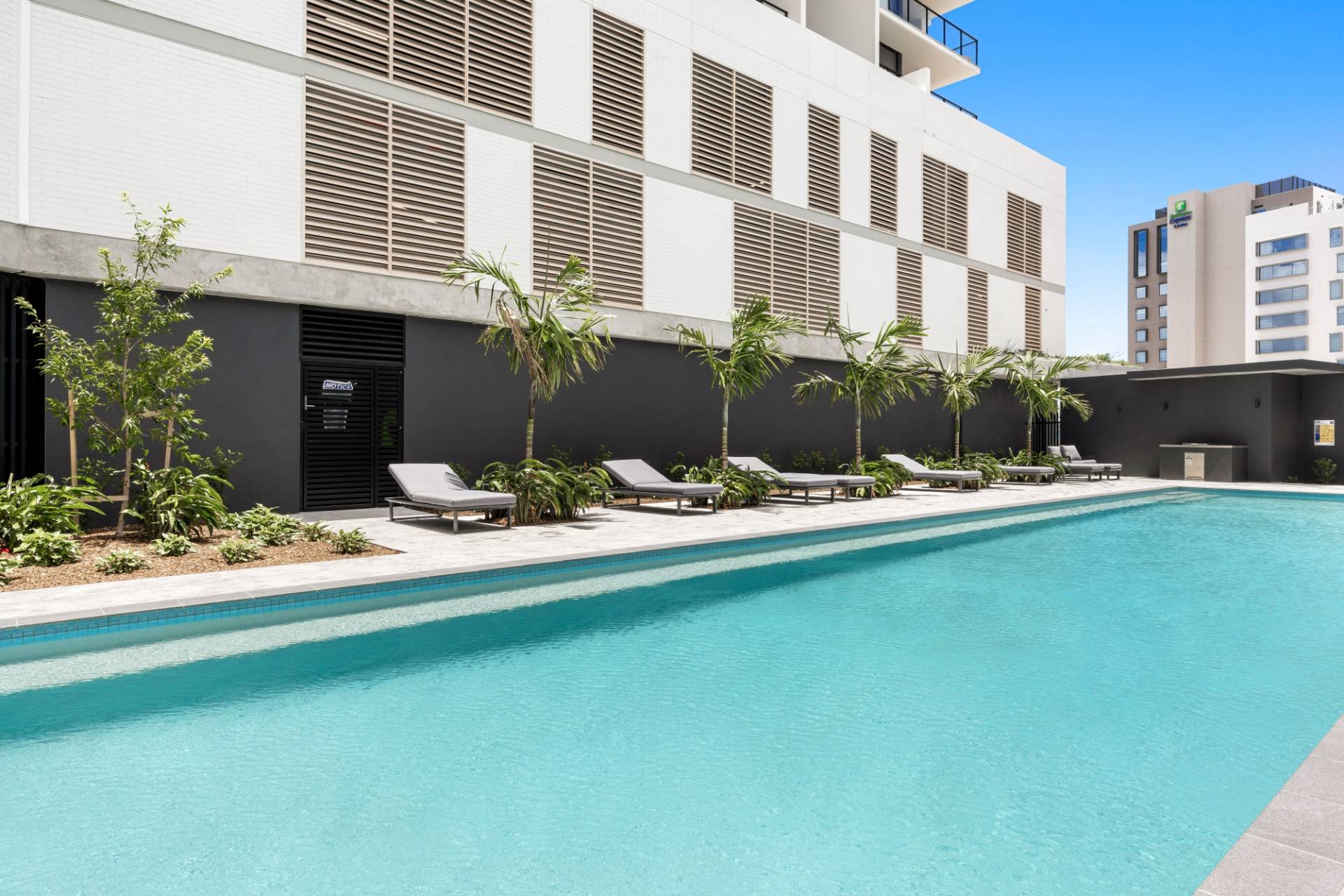 3, 1 South Sea Islander, Maroochydore - Thumbnail 7