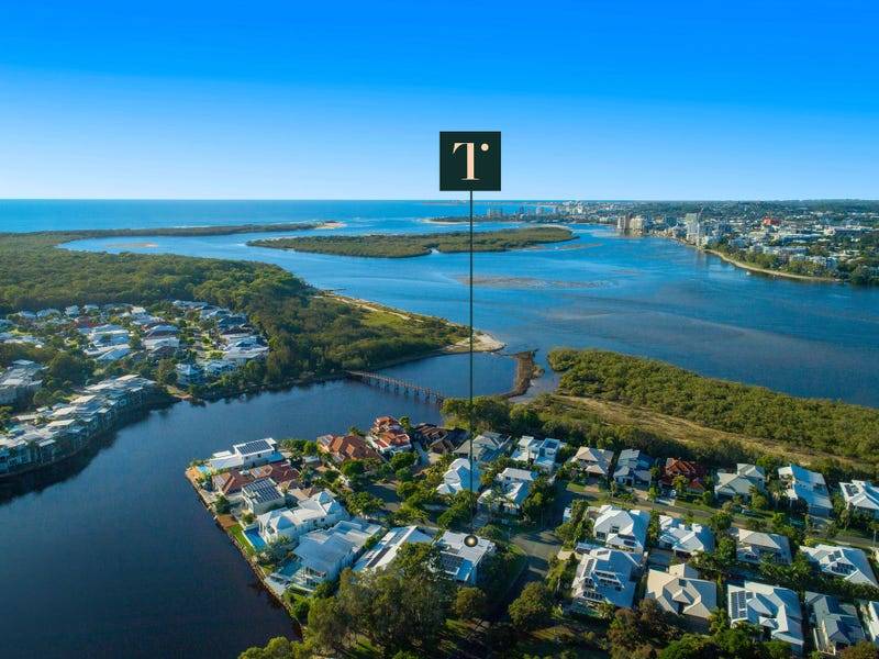 1 River Edge Court, Twin Waters - Thumbnail 2