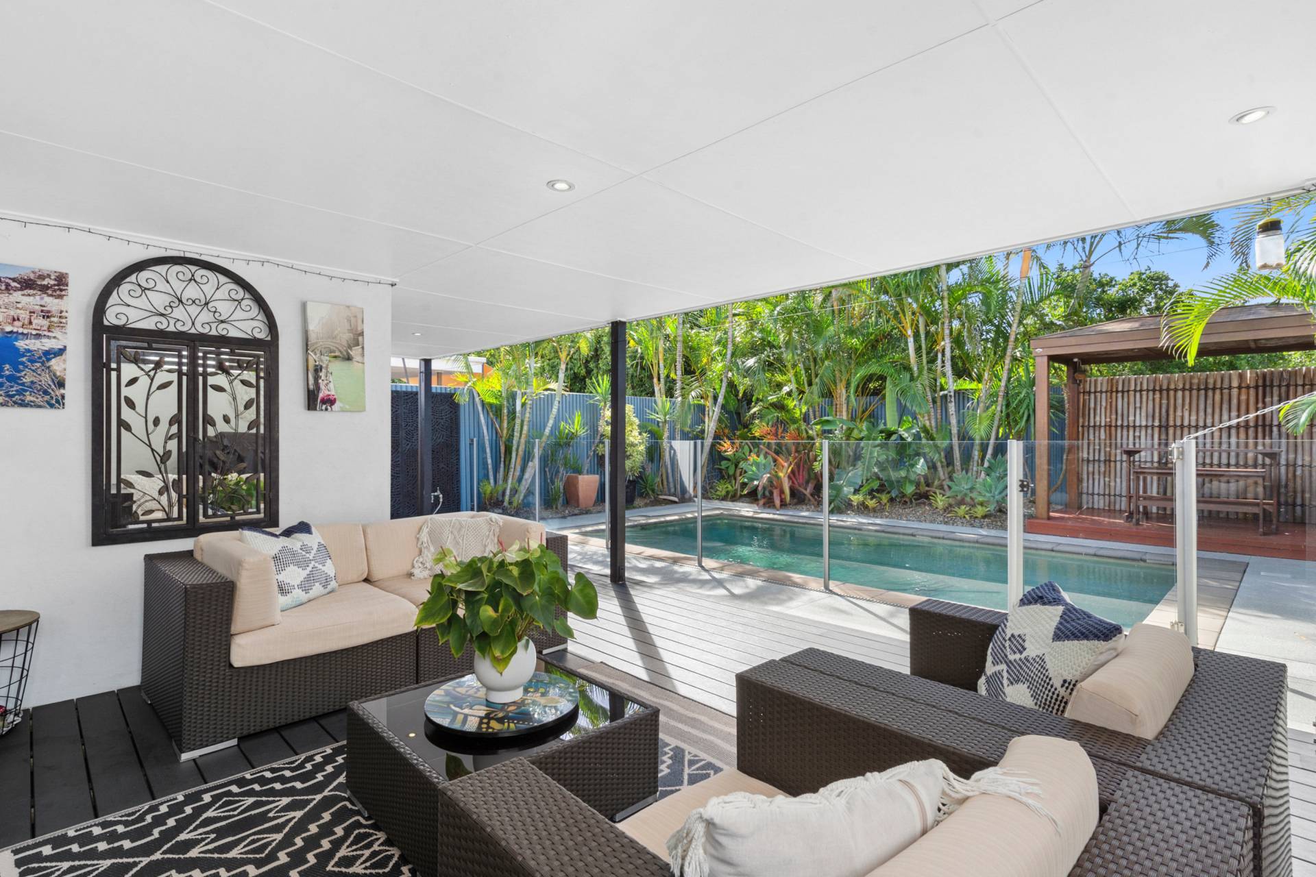 11 Bonaire Court, Parrearra - Thumbnail 4