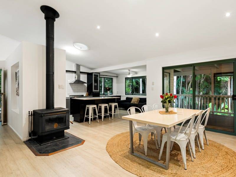 11-15 Gordon Drive, Tanawha - Thumbnail 8