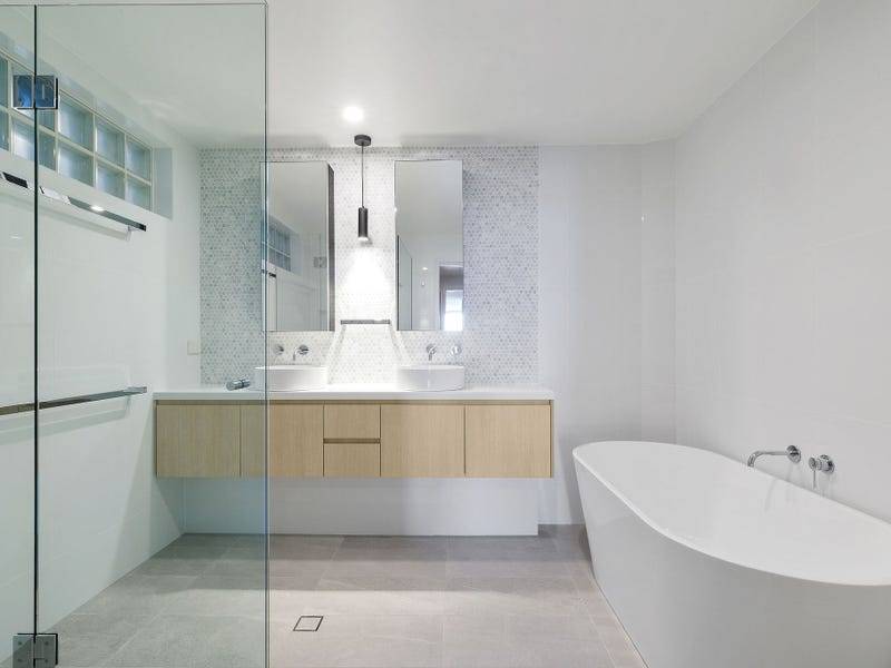 303, 118-120 Alexandra Parade, Alexandra Headland - Thumbnail 2