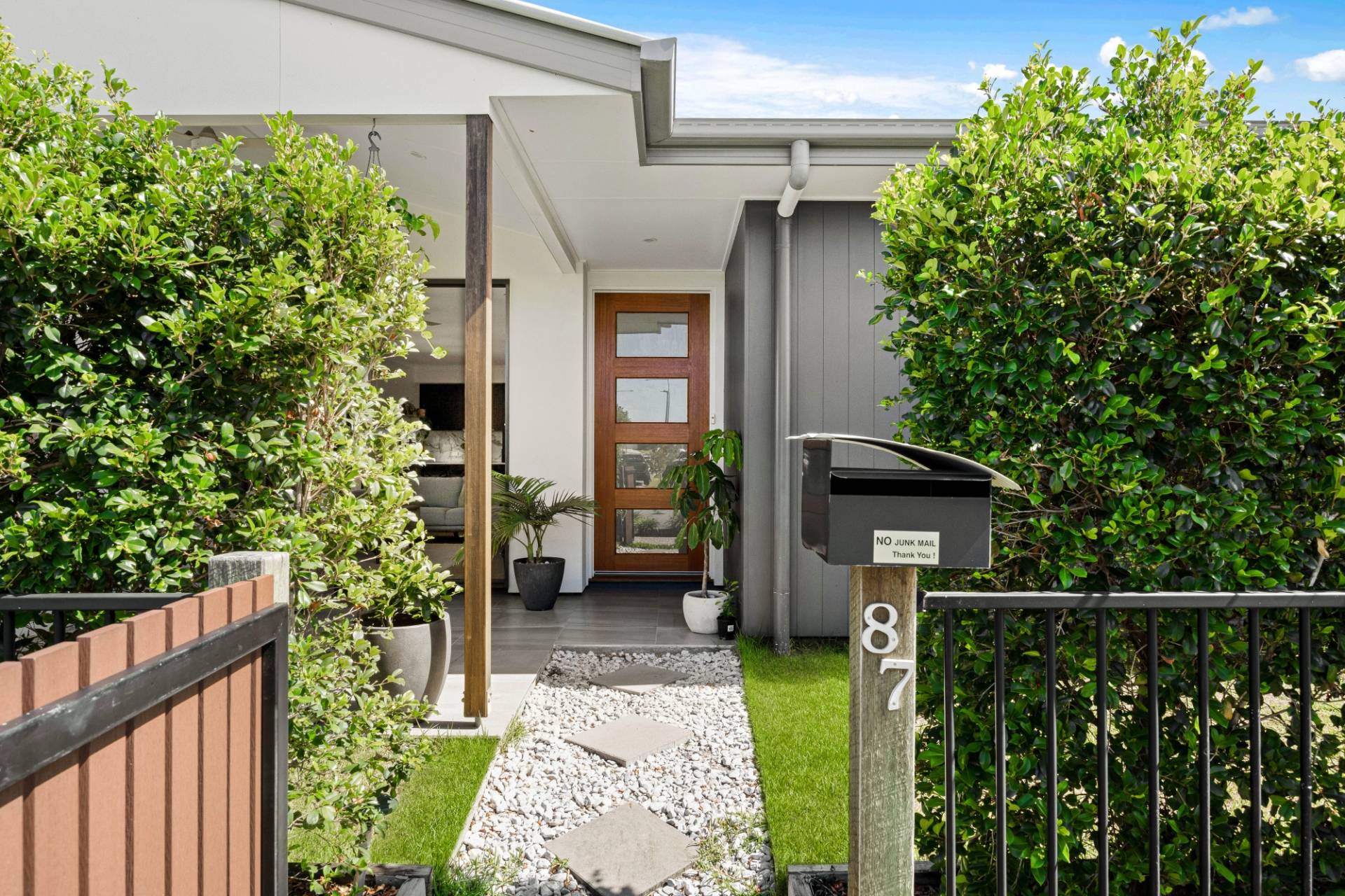 87 McArthur Parade, Baringa - Thumbnail 4