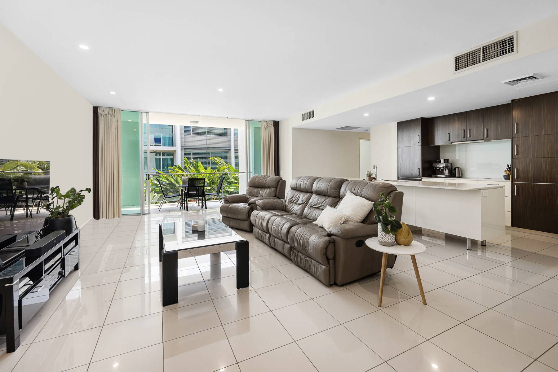 2205, 1808 David Low Way, Coolum Beach - Thumbnail 2
