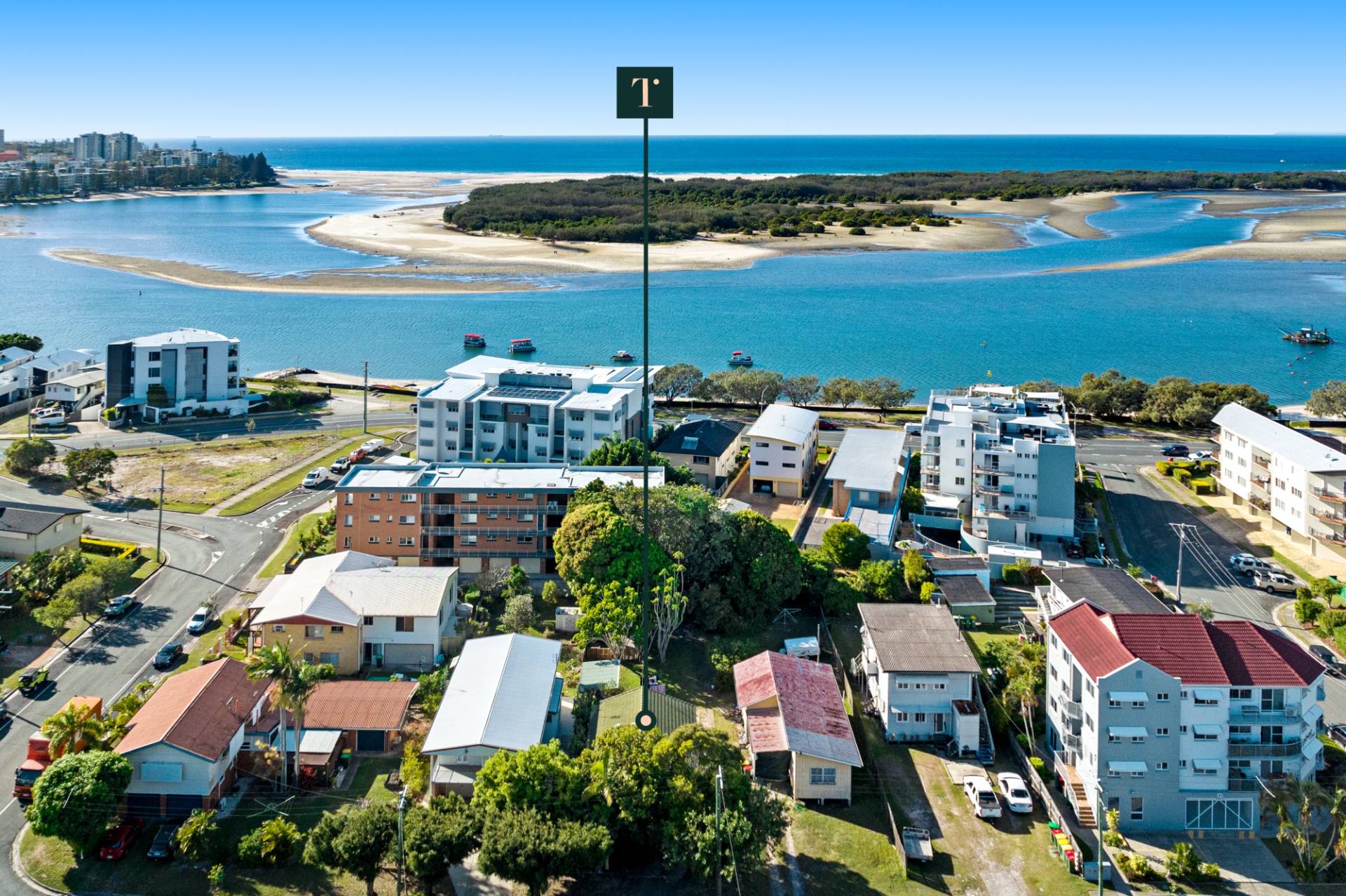 25 Kennedy Parade, Golden Beach - Image 1