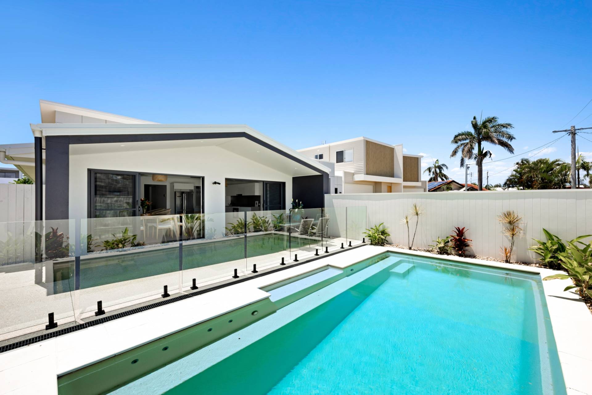 2 Tagera Street, Warana - Thumbnail 3