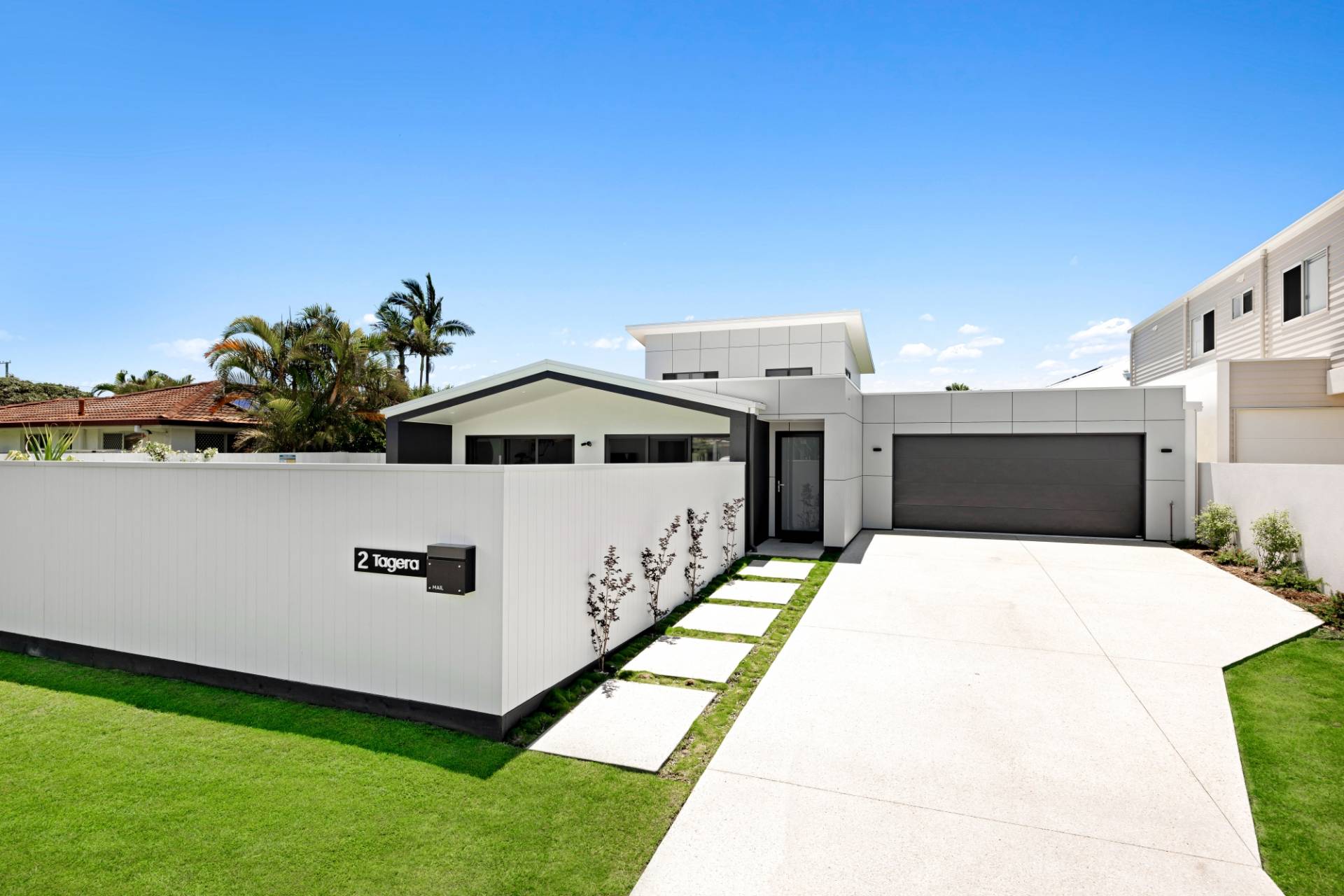2 Tagera Street, Warana - Image 1