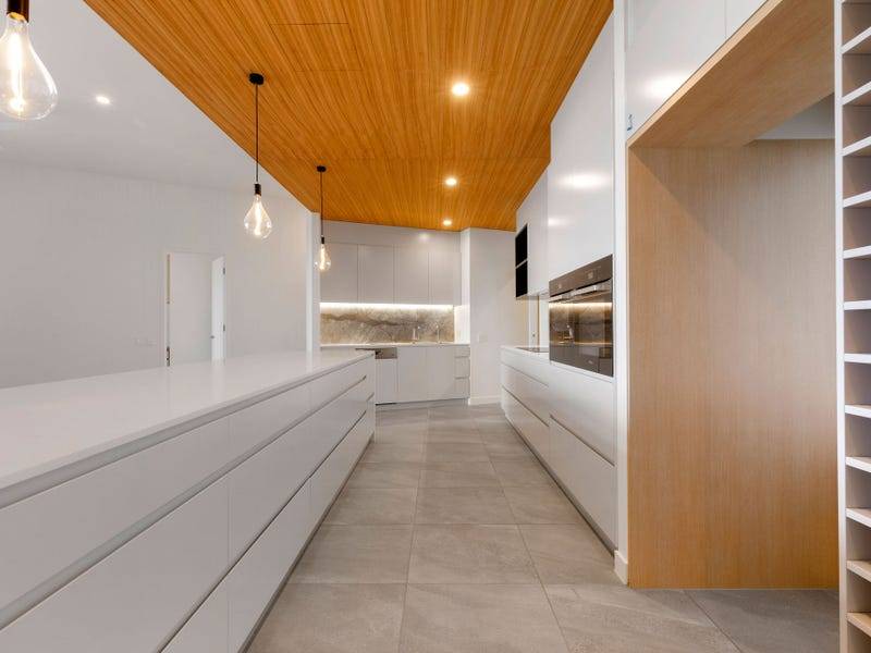702, 118-120 Alexandra Parade, Alexandra Headland - Thumbnail 3