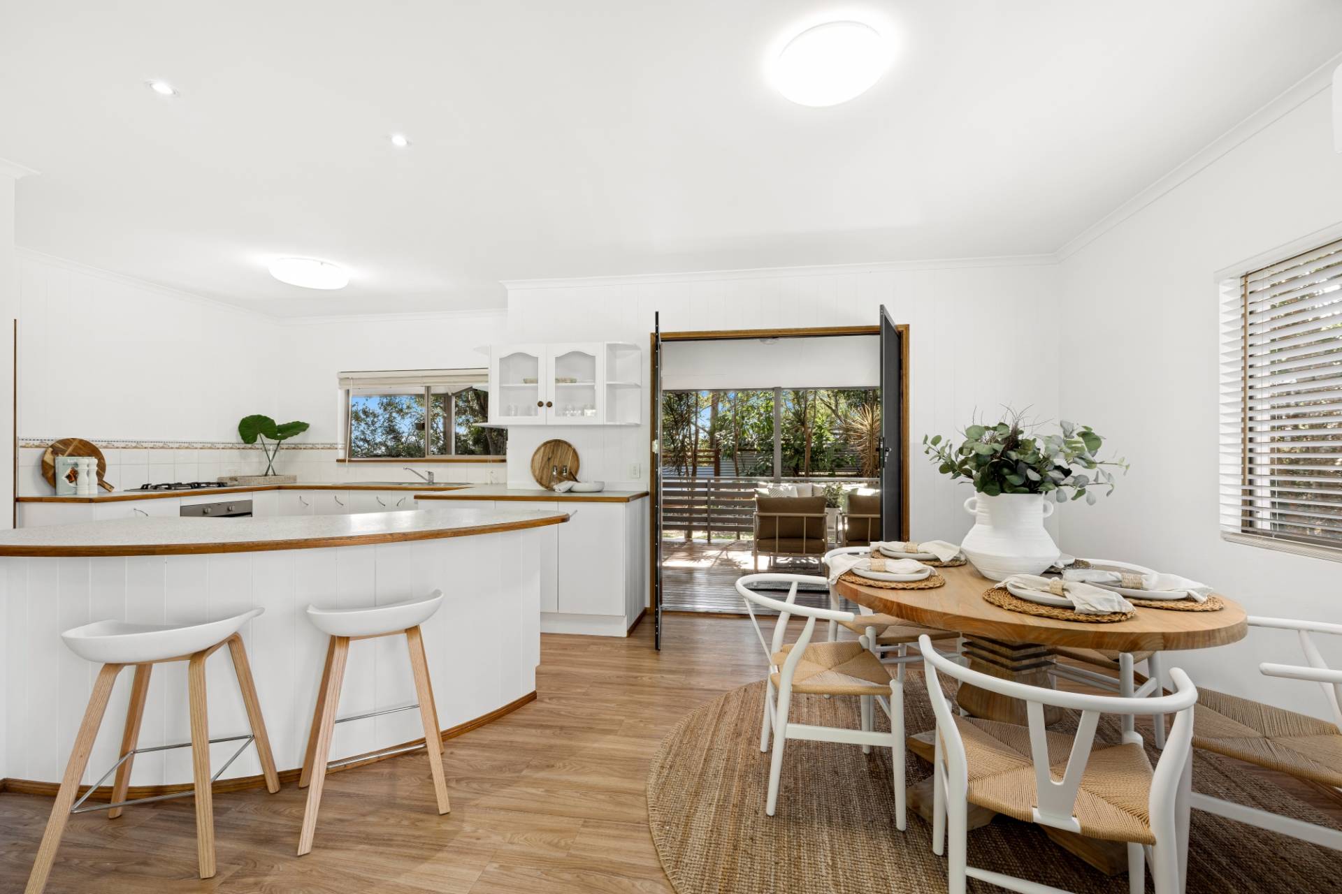 218 Panorama Drive, Rosemount - Thumbnail 5