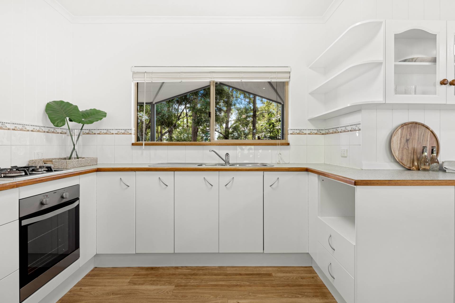218 Panorama Drive, Rosemount - Thumbnail 6