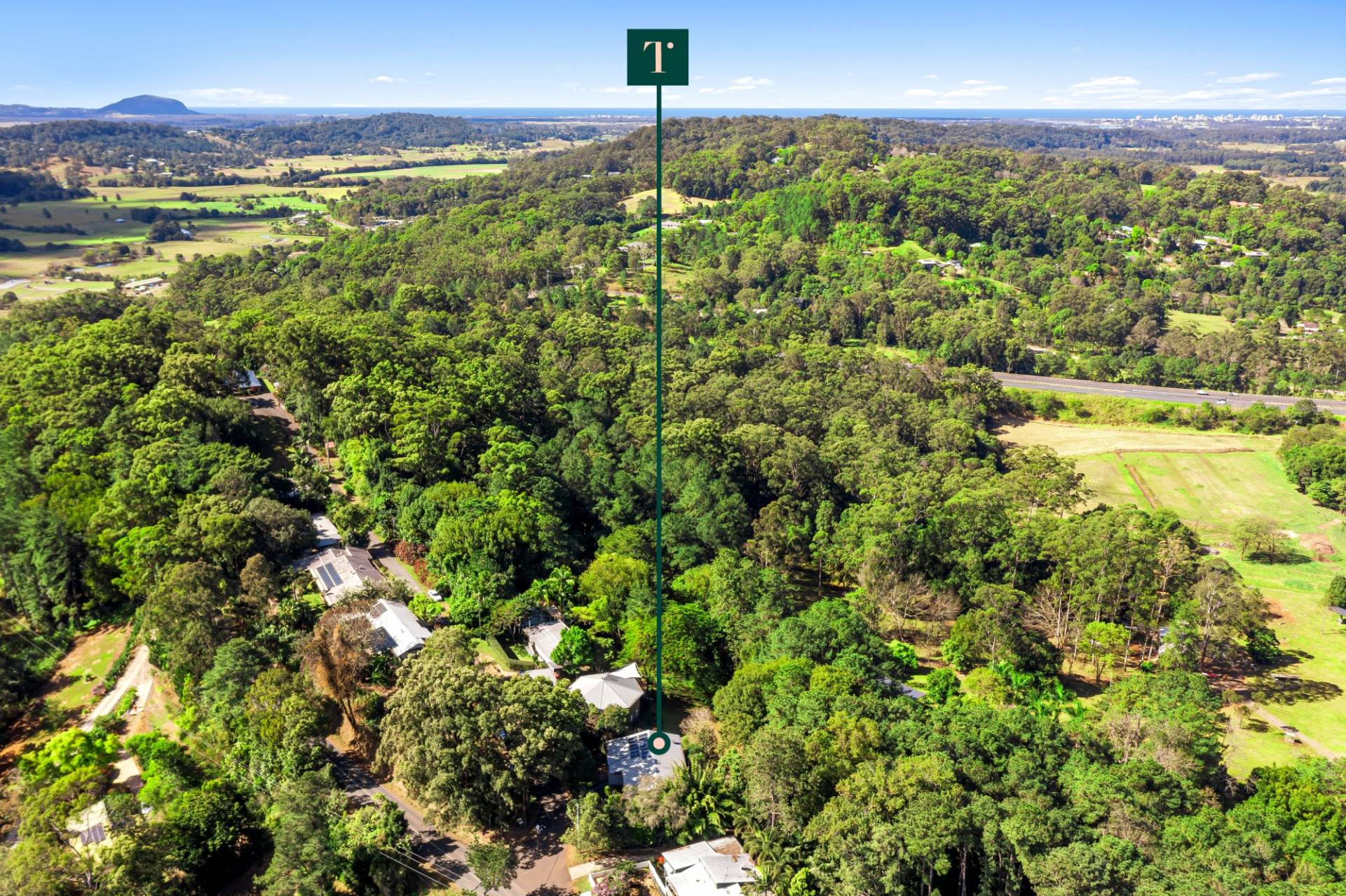 218 Panorama Drive, Rosemount - Thumbnail 2