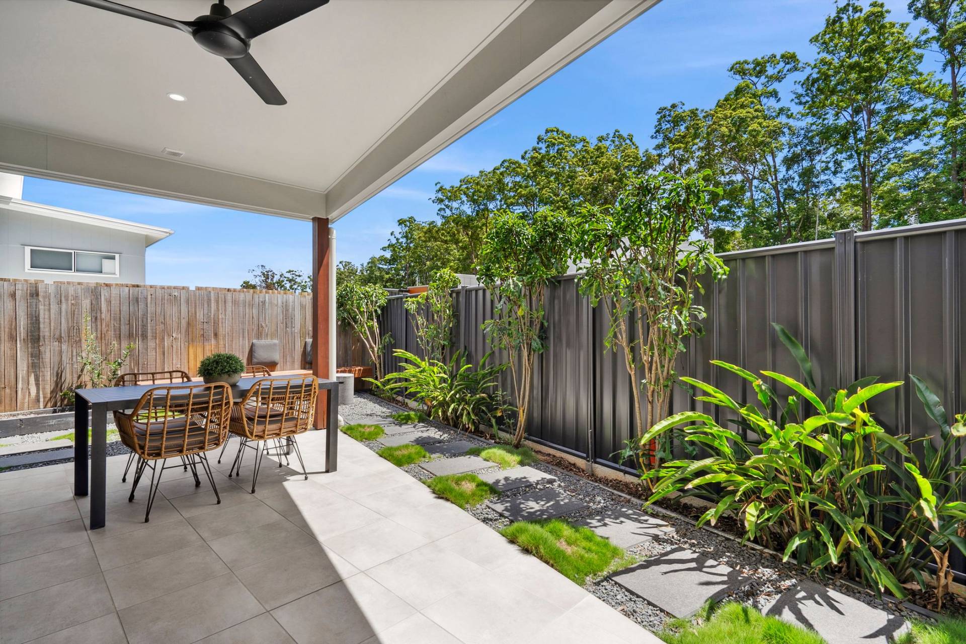 17 King Fern Way, Forest Glen - Thumbnail 2