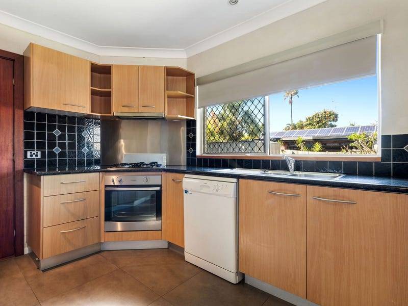 3 Jacaranda Drive, Mooloolaba - Thumbnail 4