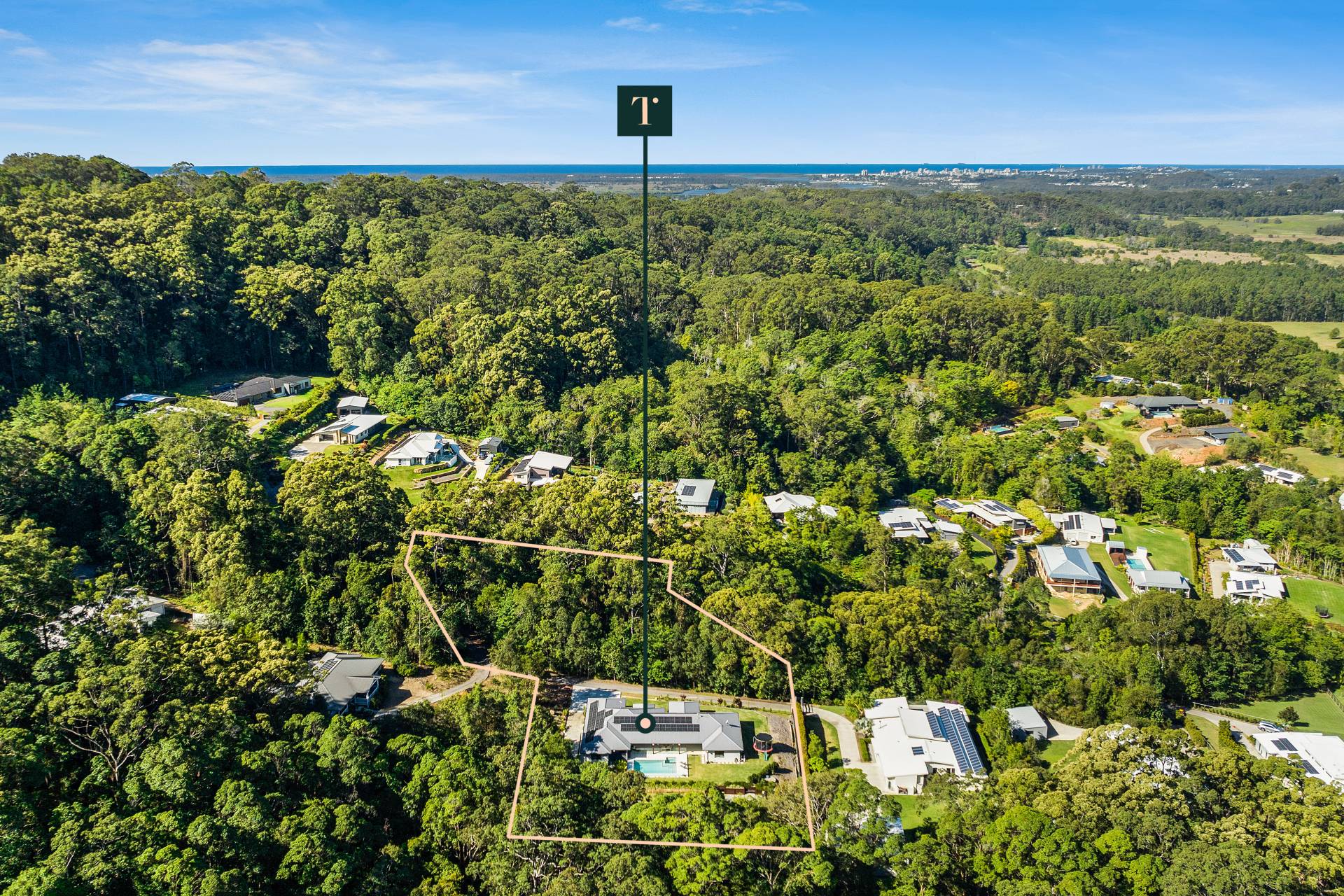 33 Clearview Place, Rosemount - Thumbnail 3