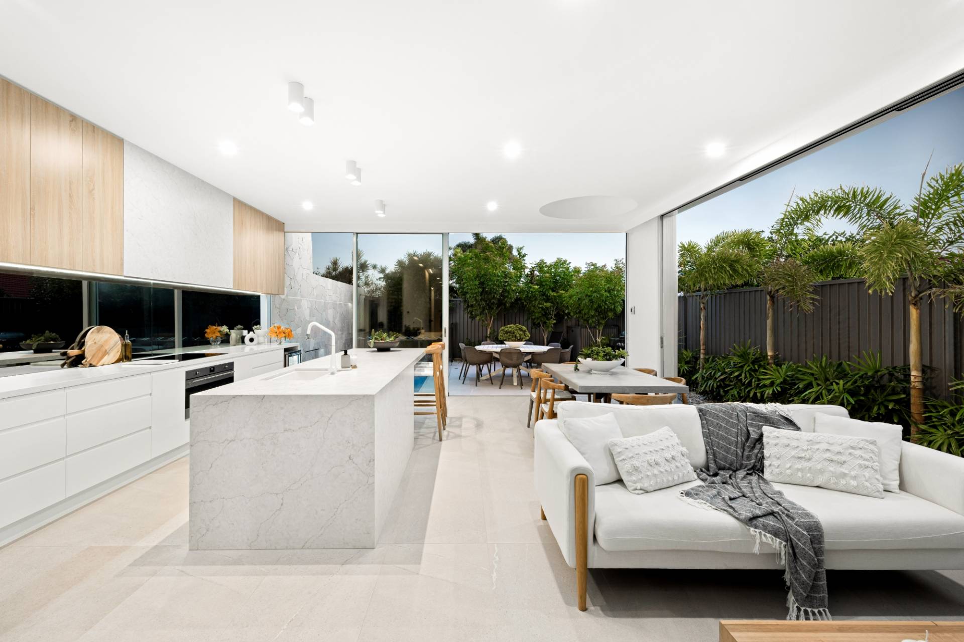 Residence 2, 10 Boorook Street, Buddina - Thumbnail 4