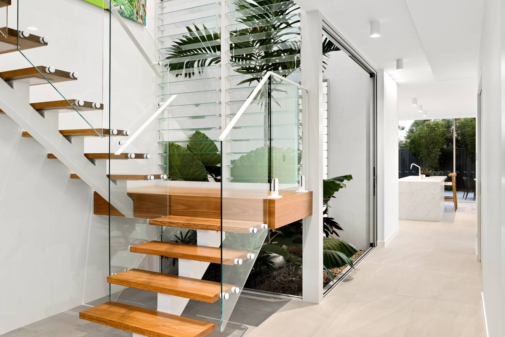 Residence 2, 10 Boorook Street, Buddina - Thumbnail 8