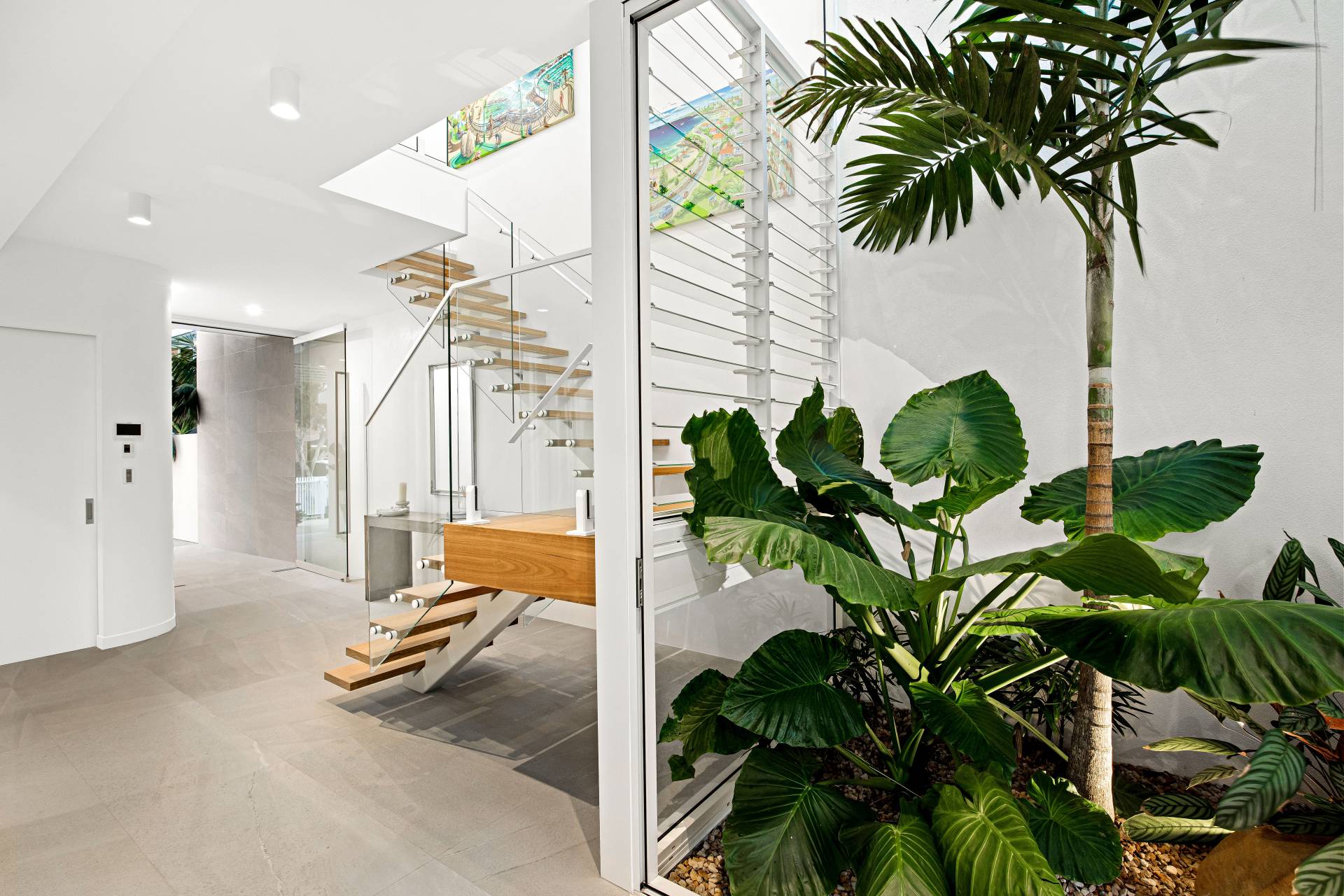 Residence 2, 10 Boorook Street, Buddina - Thumbnail 5