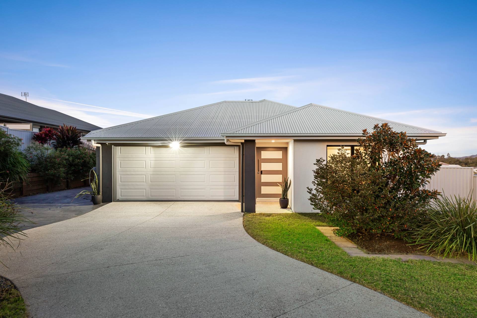 12 Reflection Court, Nambour - Thumbnail 2