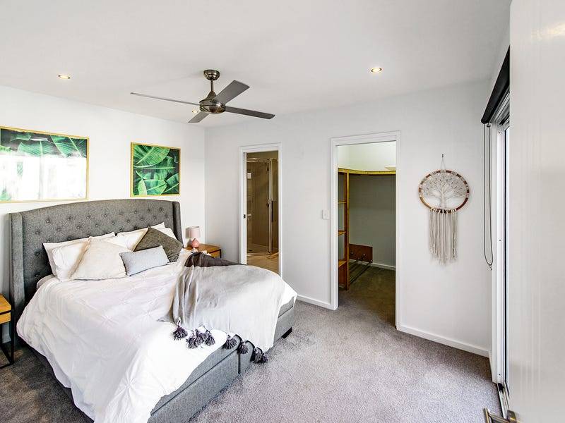 25 Kurrimine Crescent, Mountain Creek - Thumbnail 8