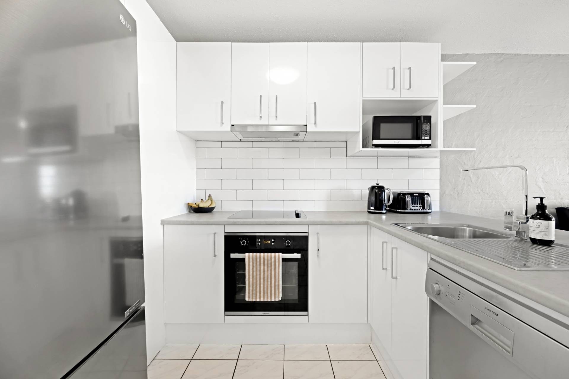 8, 11-13 Pangarinda Place, Mooloolaba - Thumbnail 3