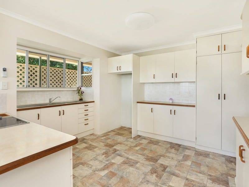 219 Panorama Drive, Rosemount - Thumbnail 3