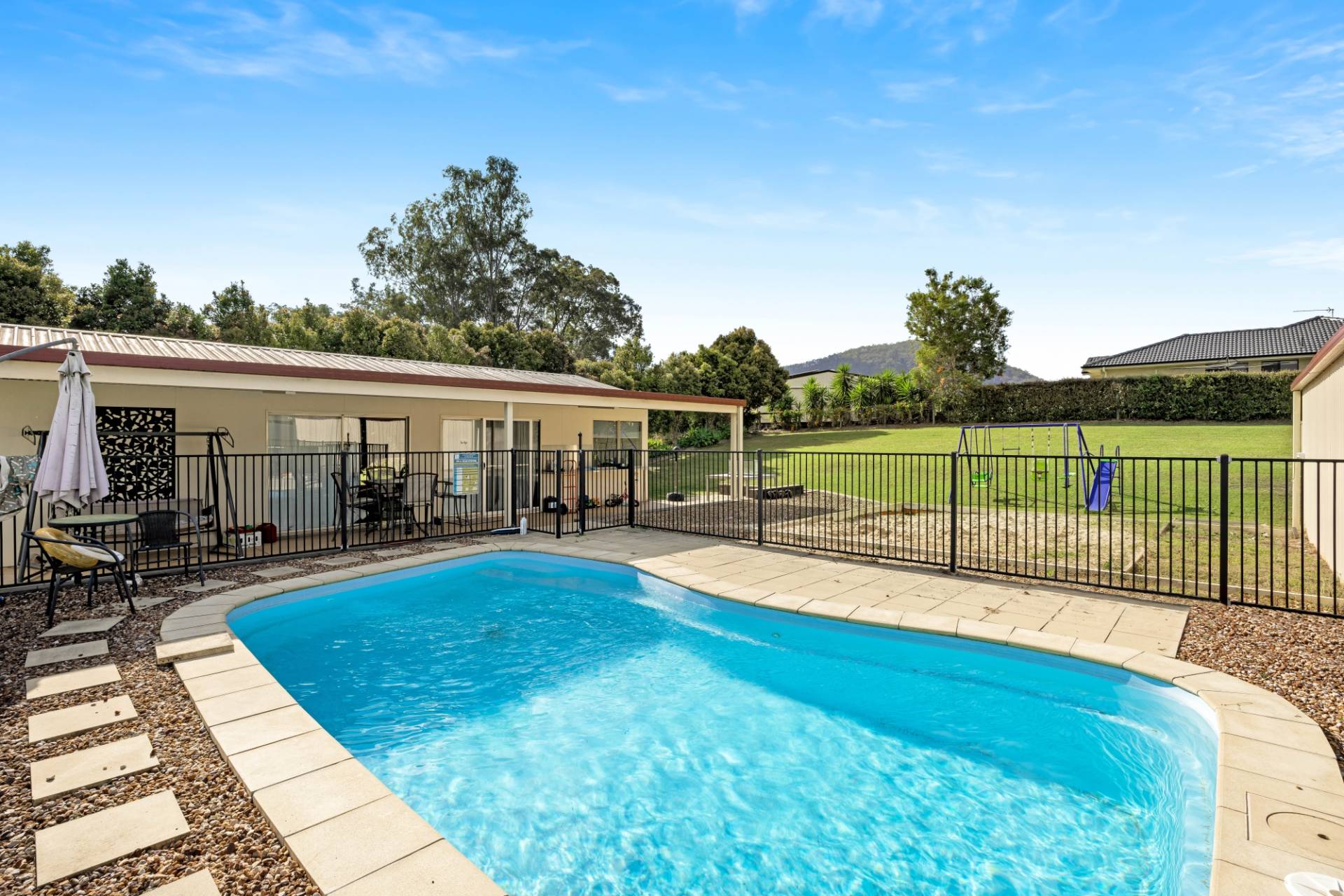 99 Shaws Road, Beerwah - Thumbnail 4