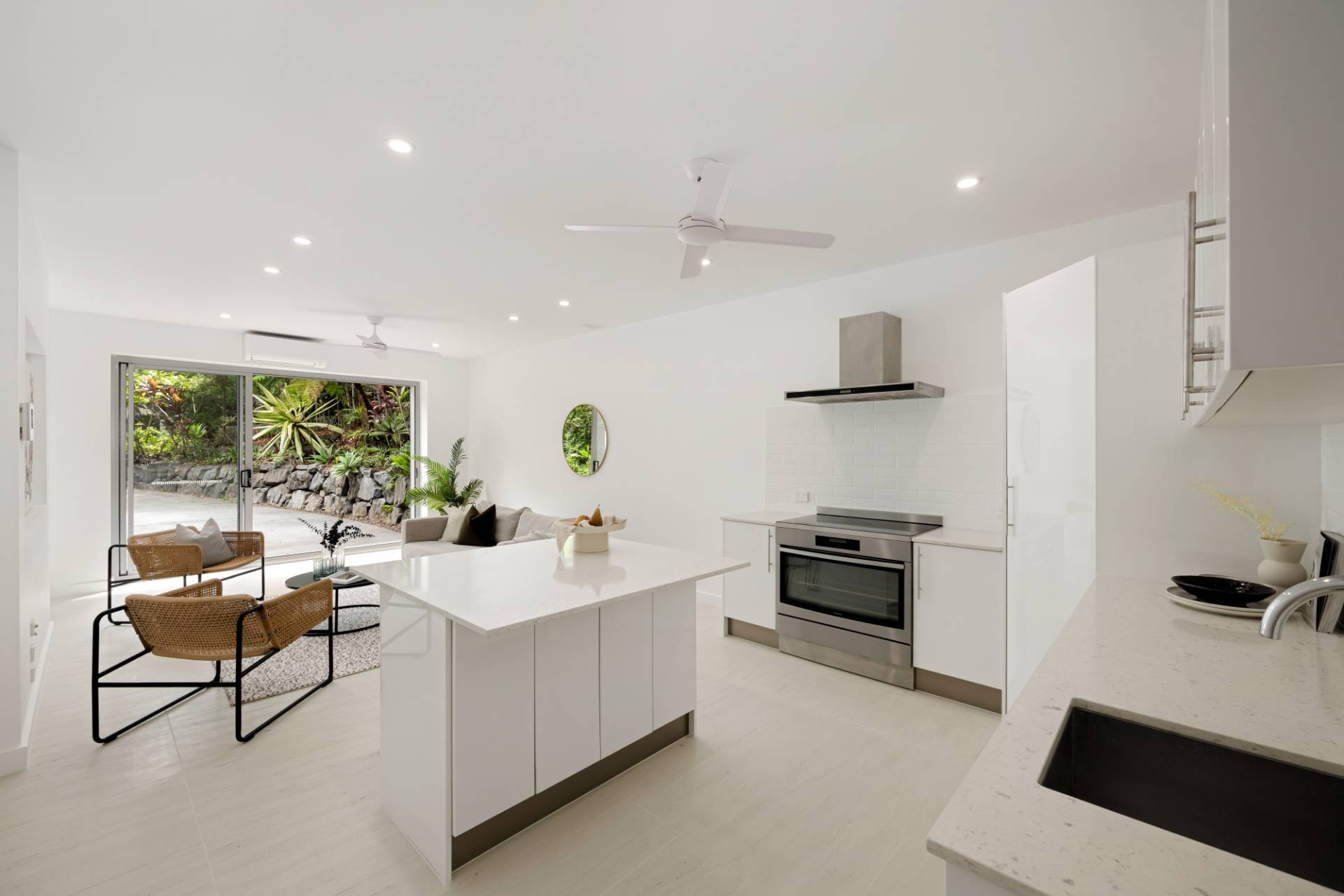 16 Monarch Place, Mons - Thumbnail 8