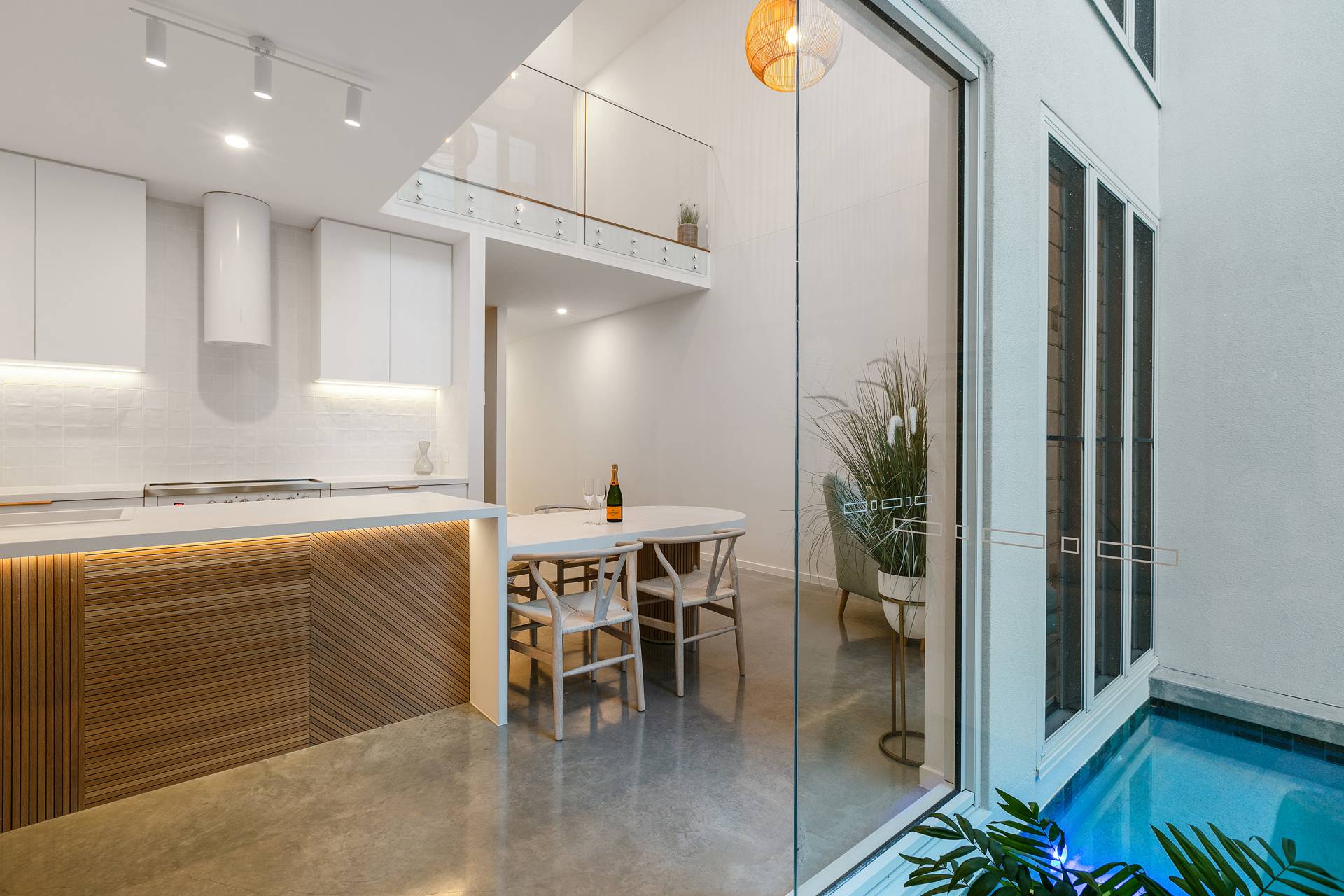 Residence 2, 165 Oceanic Drive, Warana - Thumbnail 6