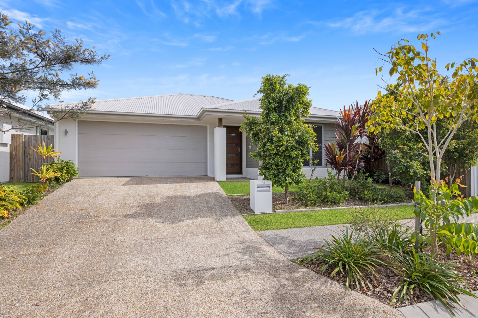 59  Berry Terrace, Baringa - Thumbnail 3