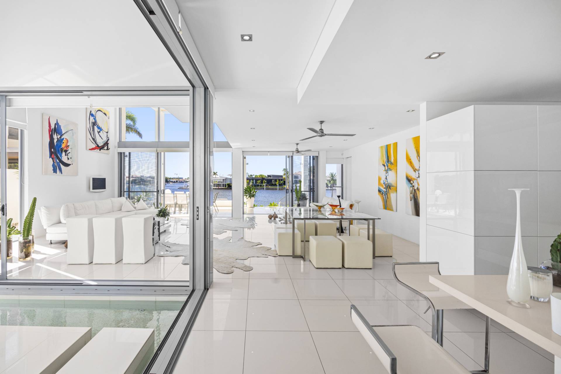 8 Melos Place, Kawana Island - Thumbnail 3