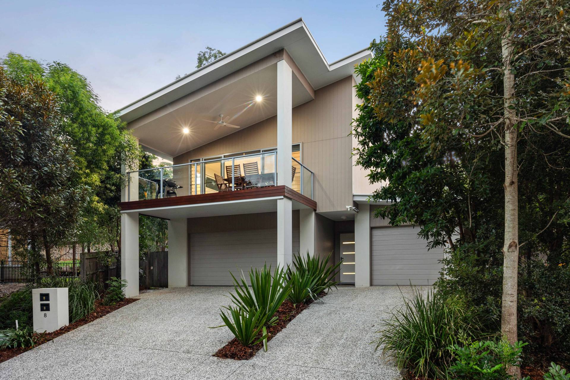 8 Vantage Drive, Yaroomba - Thumbnail 2