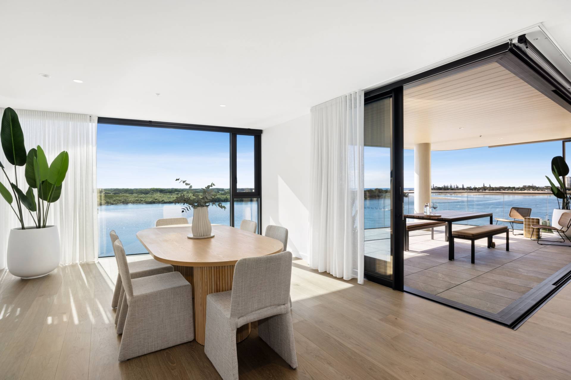 401, 88 Duporth Avenue, Maroochydore - Thumbnail 7