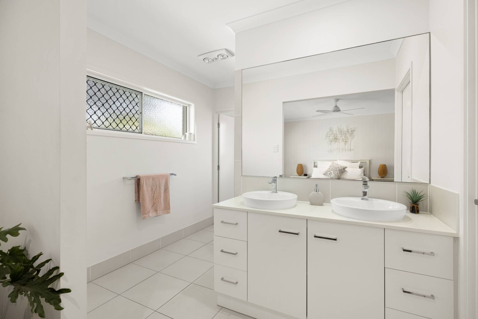 17 Chambers Court, Glenview - Thumbnail 6