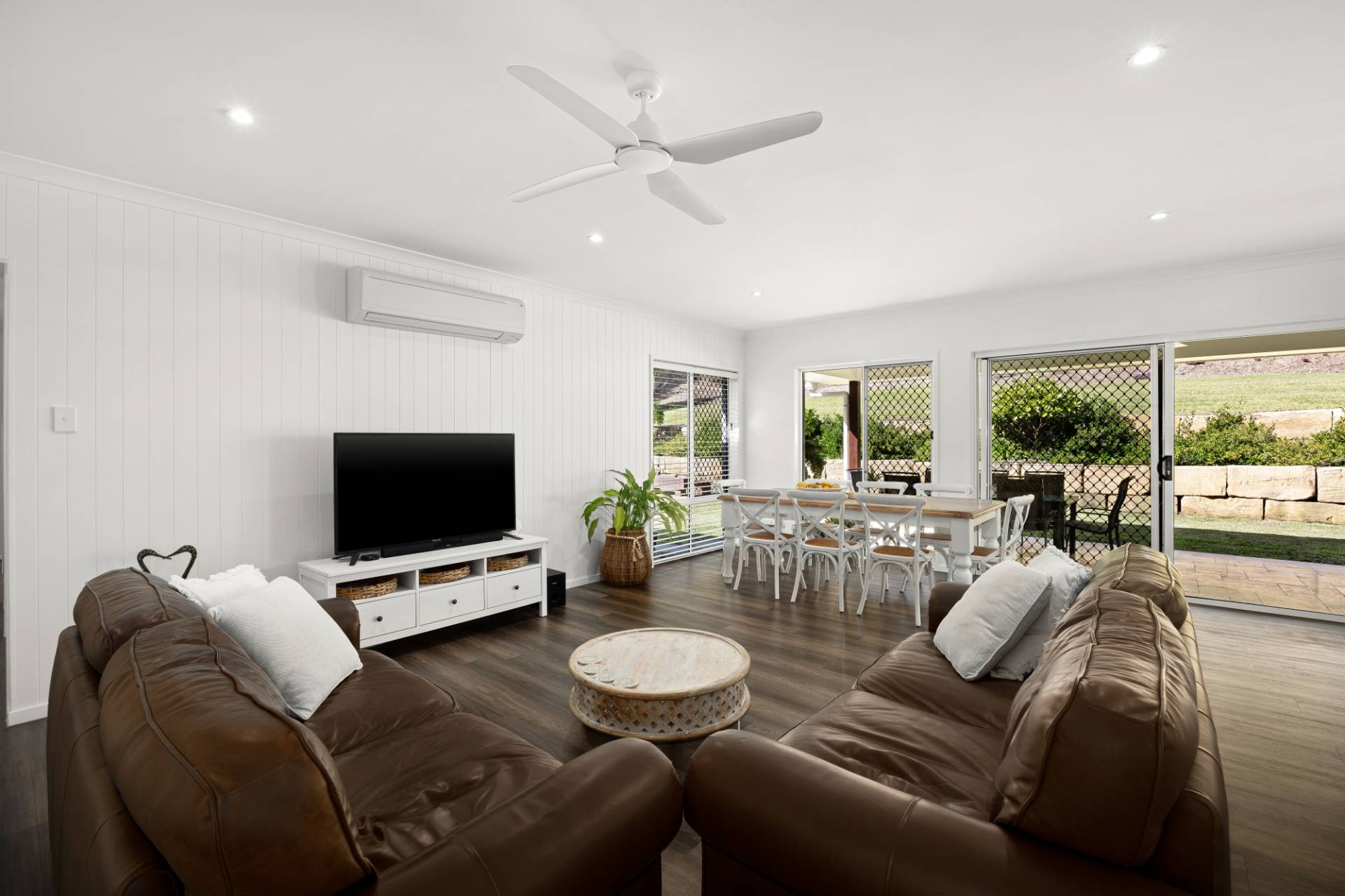 17 Chambers Court, Glenview - Thumbnail 3