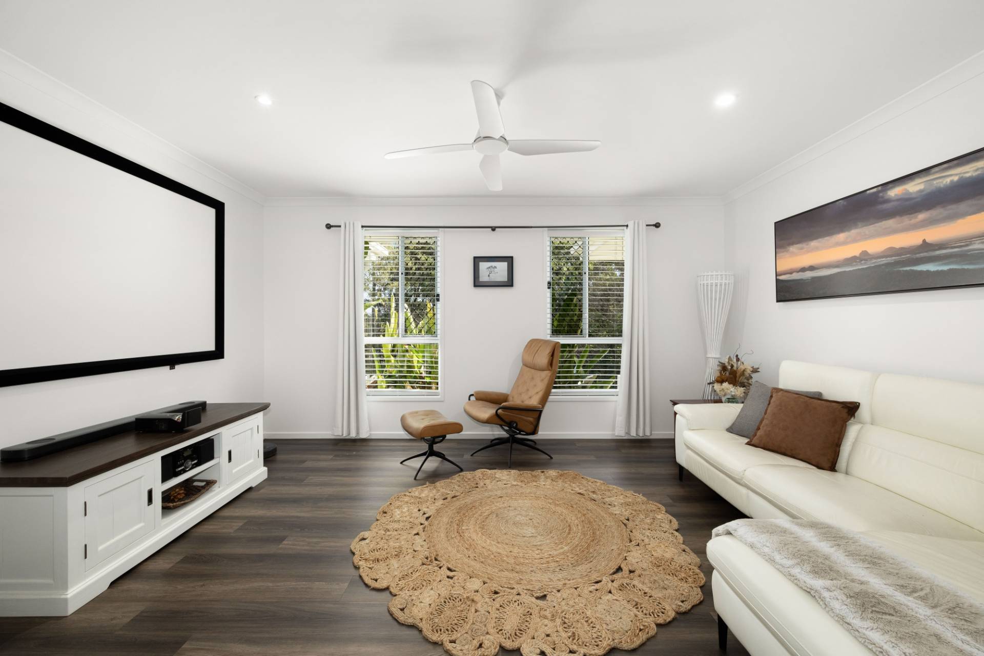 17 Chambers Court, Glenview - Thumbnail 4