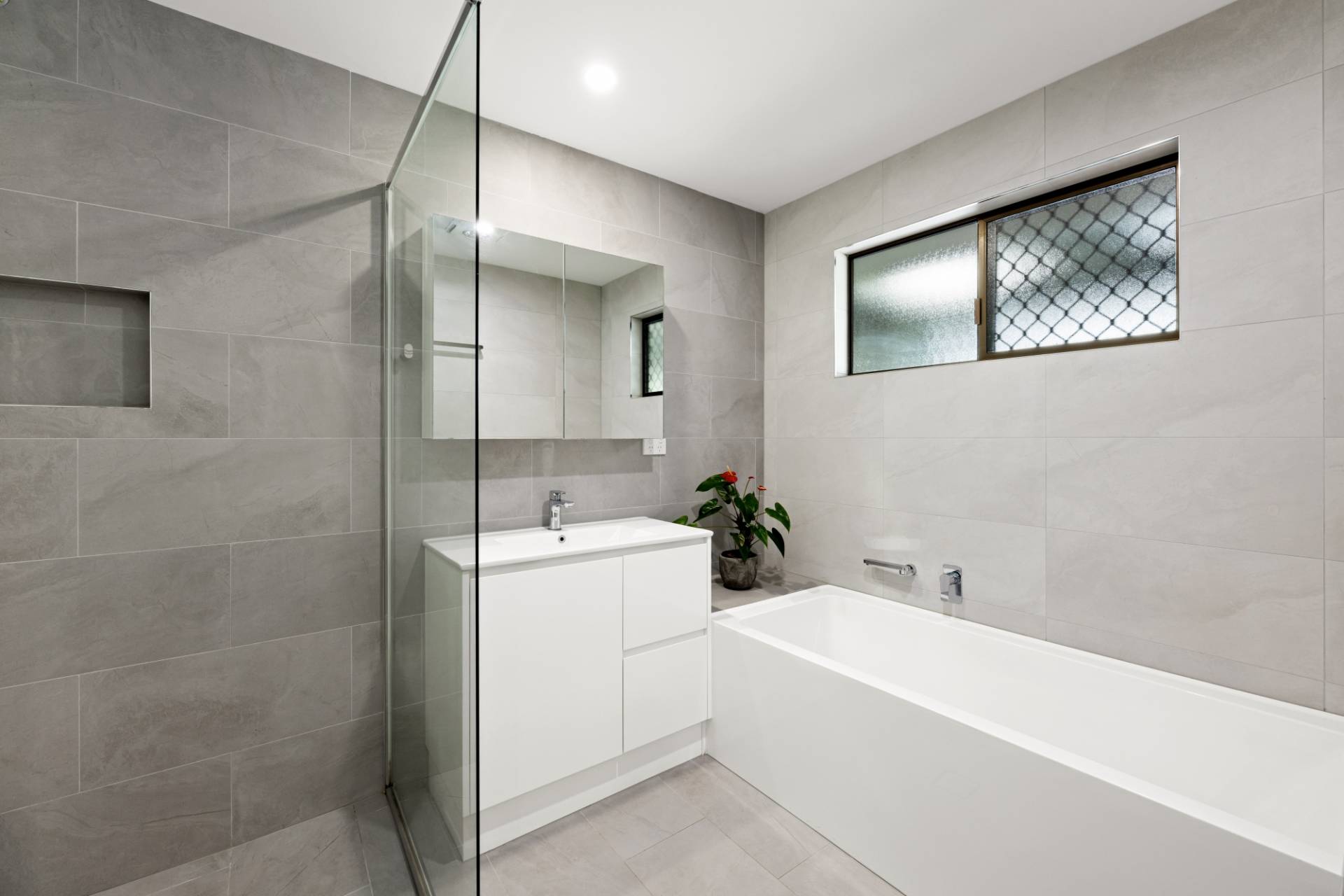319 Ilkley Road, Ilkley - Thumbnail 8