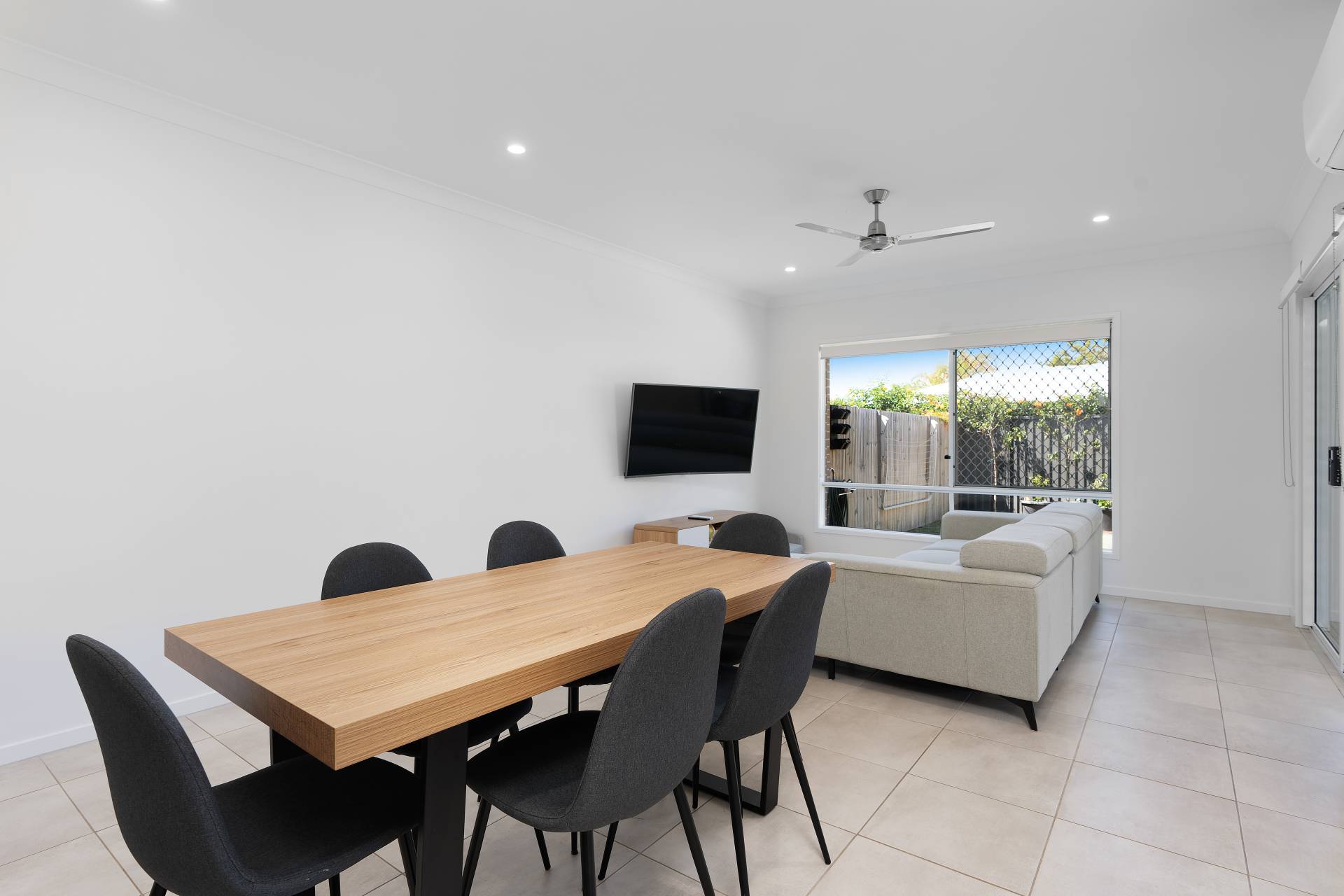 2, 27 Stapleton Court, Palmwoods - Thumbnail 3